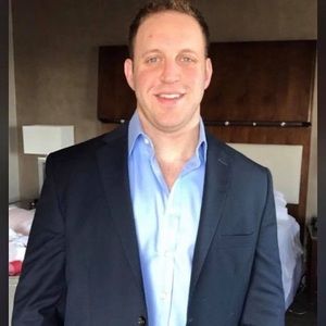 Meet your Posher, Justin